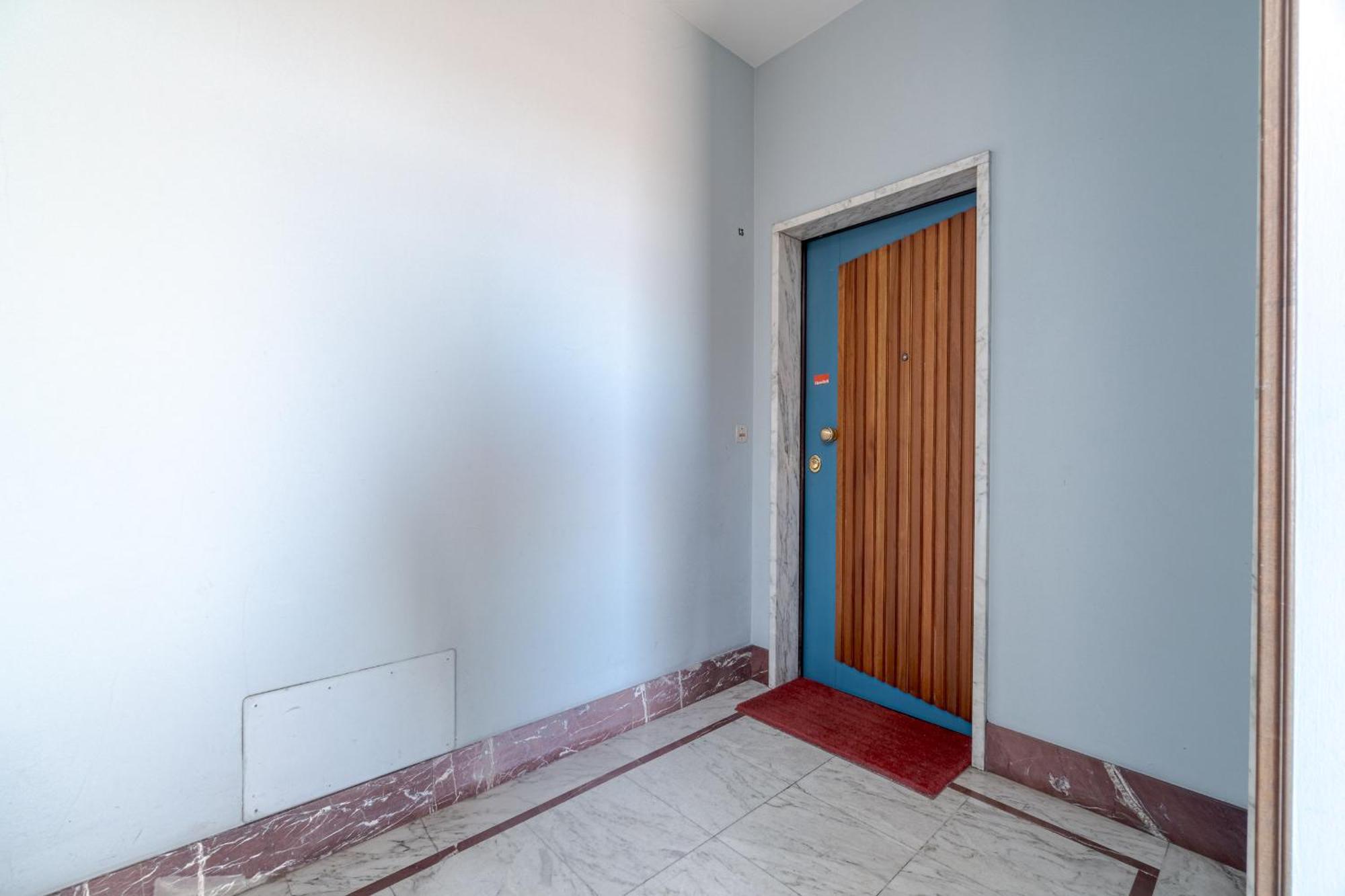 Palazzo Di Giustizia Bright Apartment Торино Екстериор снимка