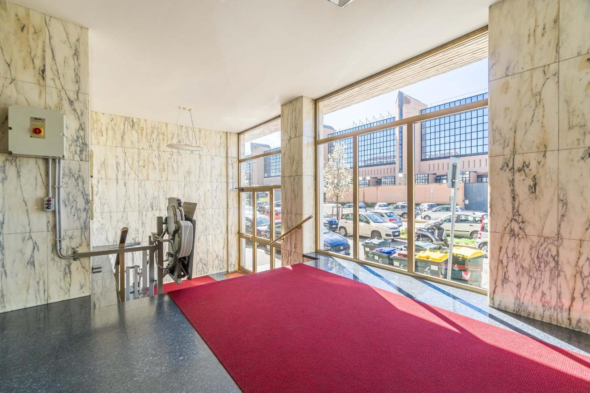 Palazzo Di Giustizia Bright Apartment Торино Екстериор снимка